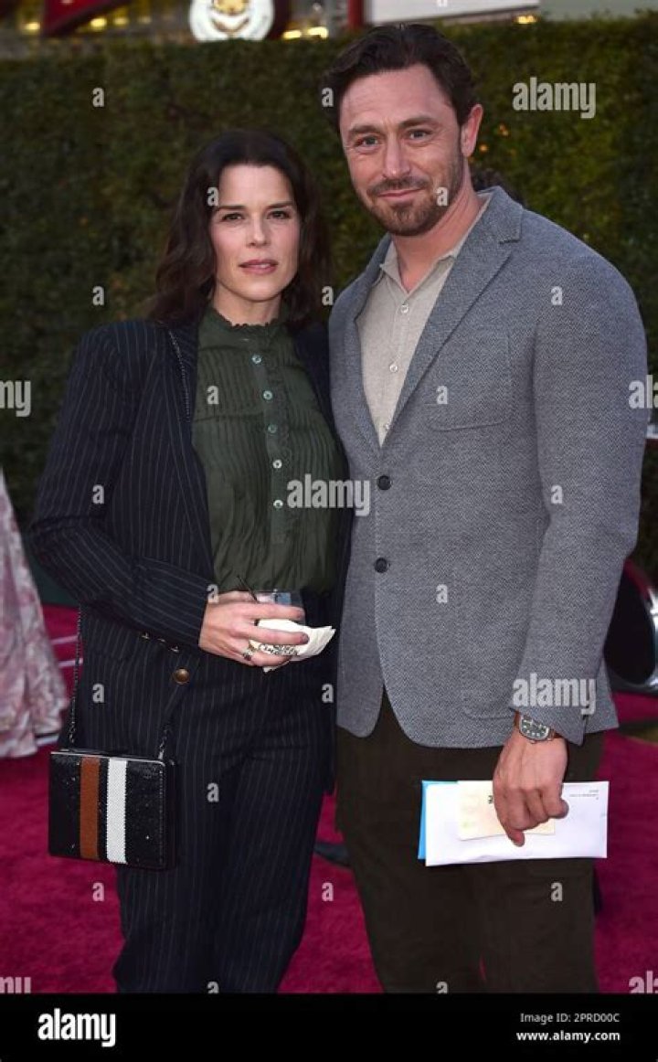 Neve Campbell And JJ Feild