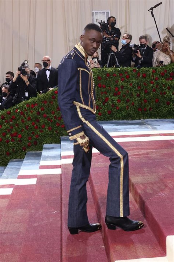 Unveiling Truths: Ashton Sanders' Sexuality Explored